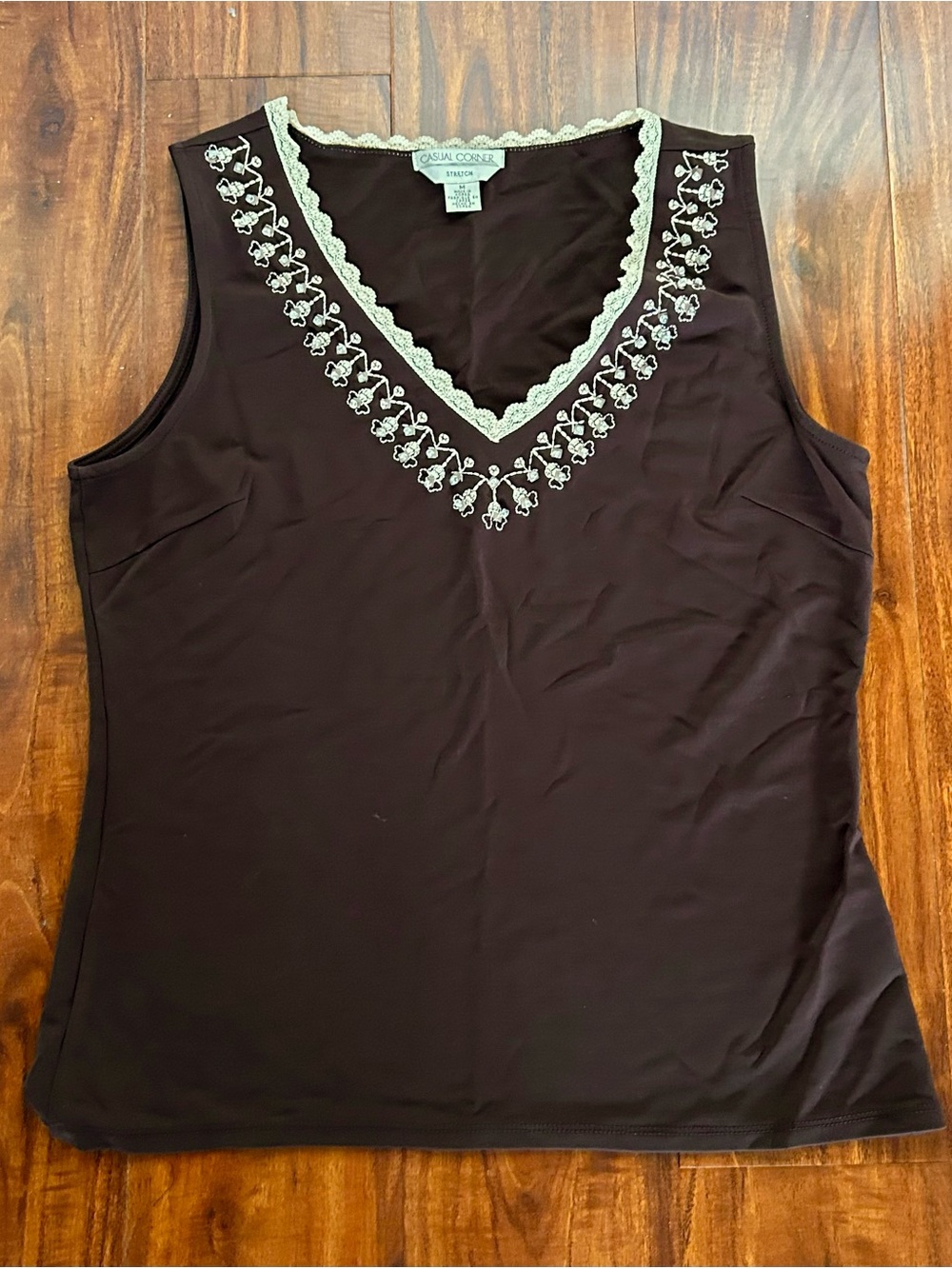 Casual Corner Brown Sleeveless V-Neck Tank with Cream Lace & Embroidery